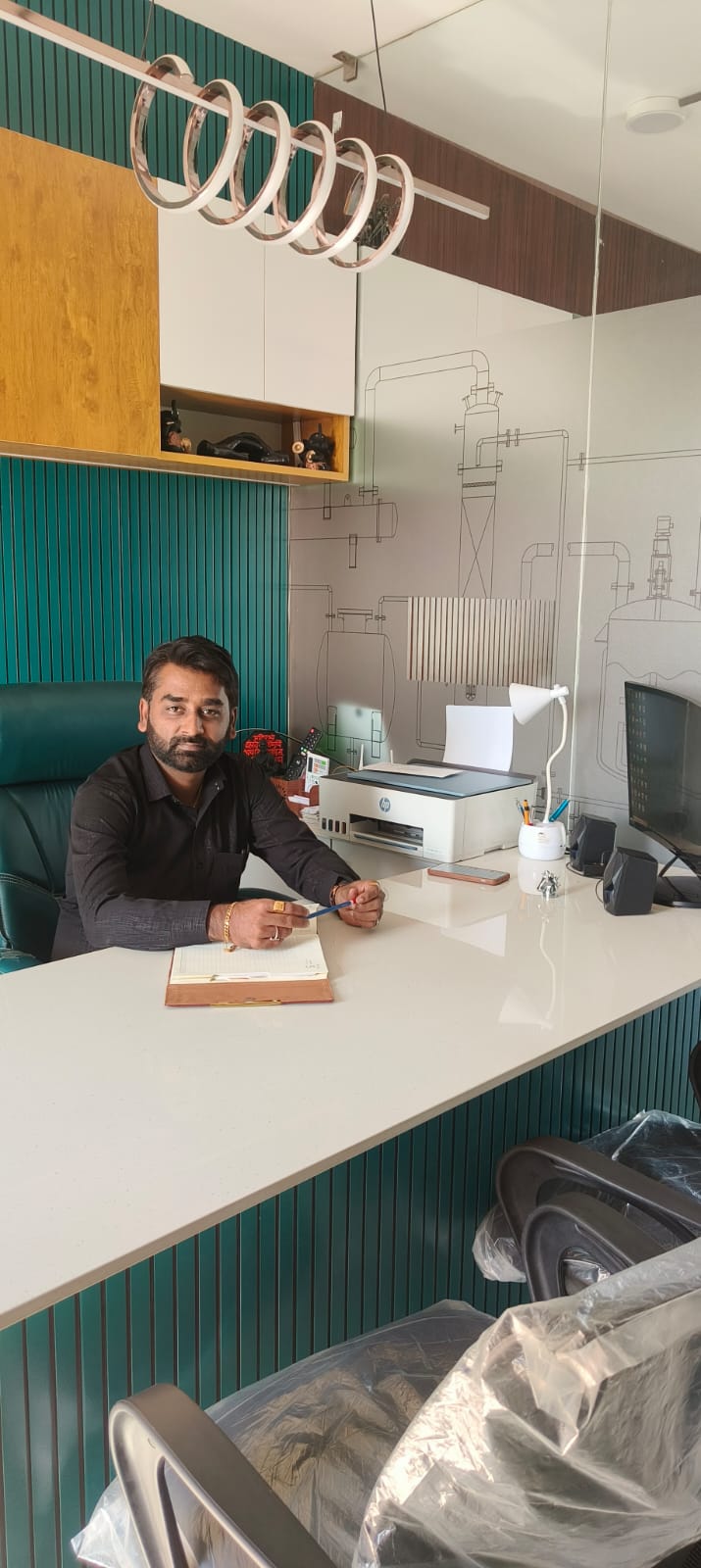Director img